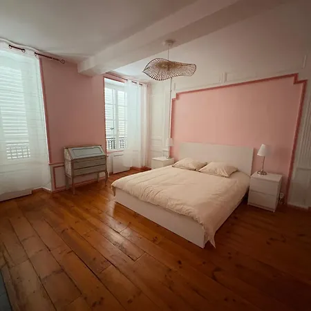 La Bourgeoise *